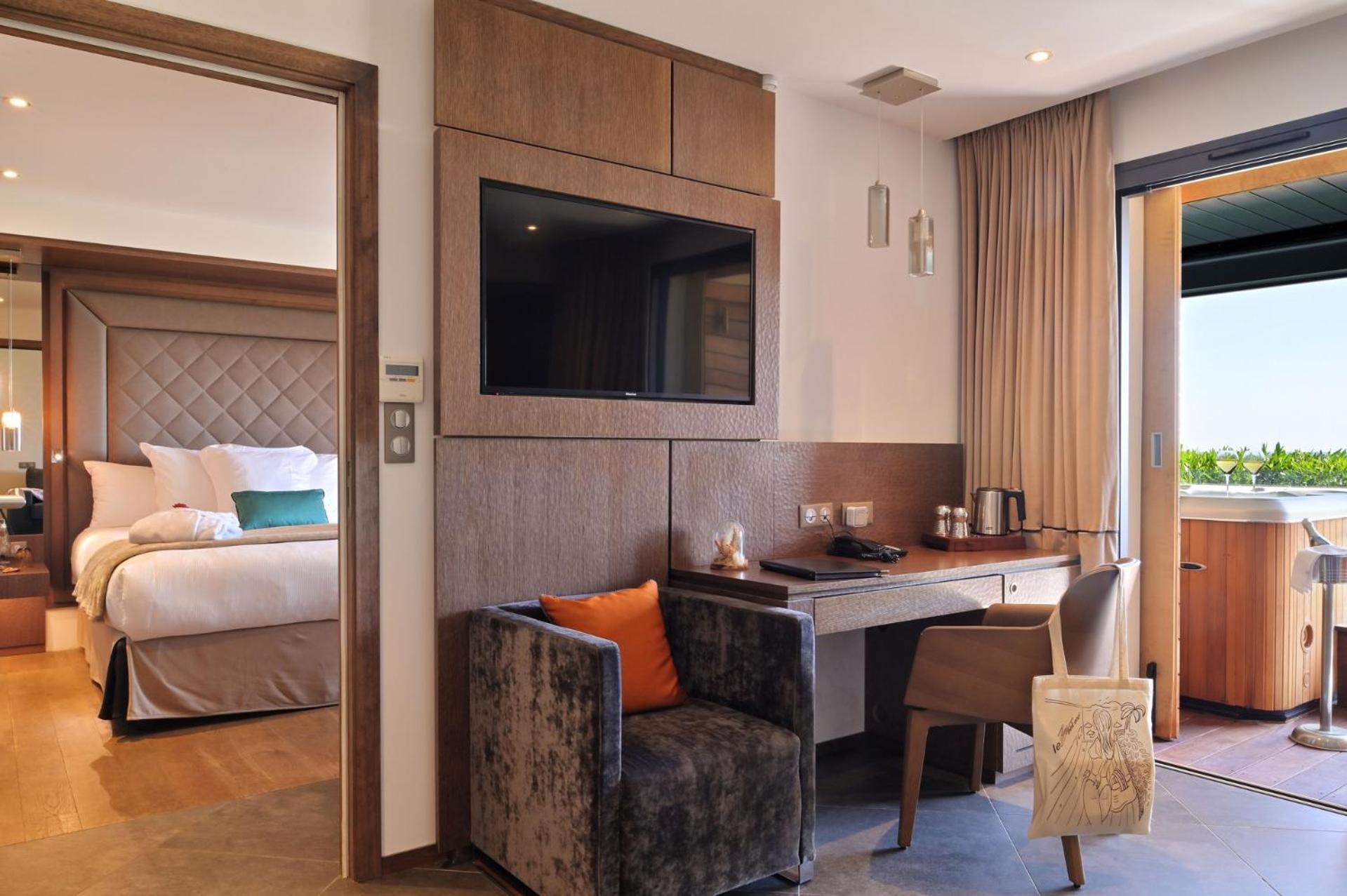 Le Week End Hotel Ajaccio (Corsica)